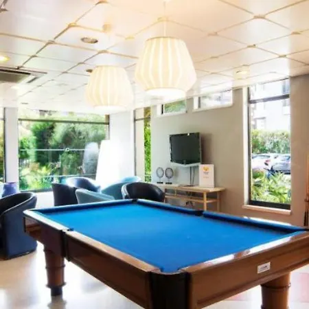 Club Amarilis,alex&mila Da Rocha Apartment